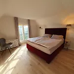 Am Rursee - Haus Eiche ジンメラート